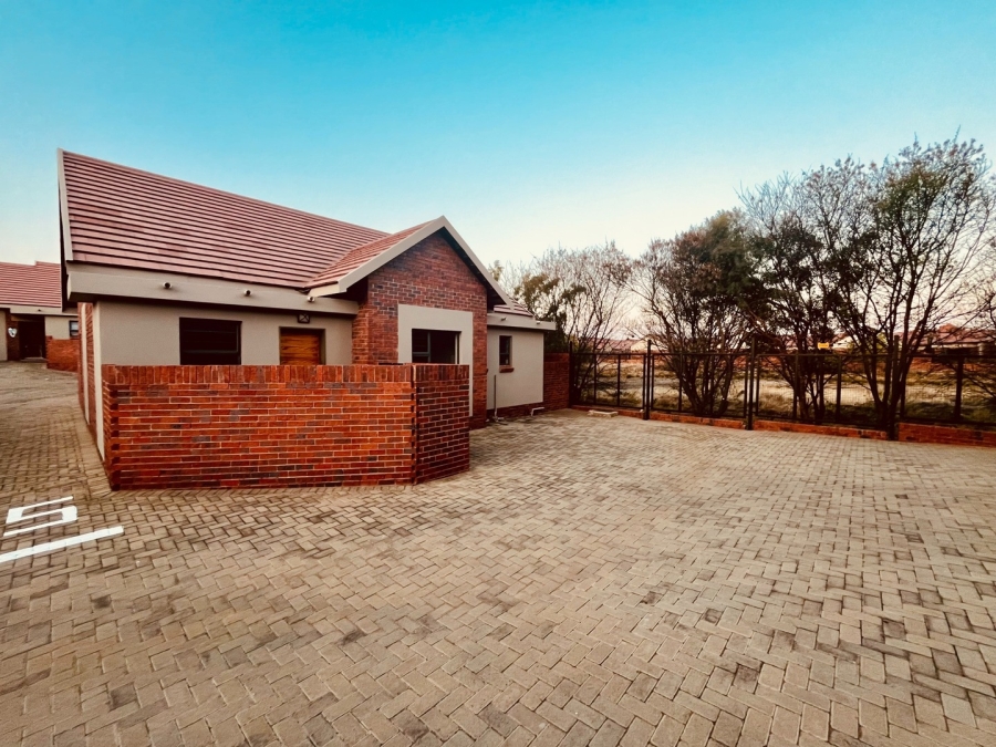 2 Bedroom Property for Sale in Wild Olive Estate Free State